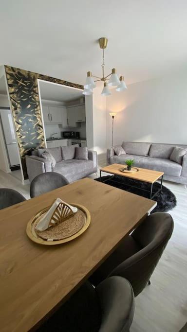 Stunning Modern 2Bed Apt Near Dublin City& Airport Exterior foto